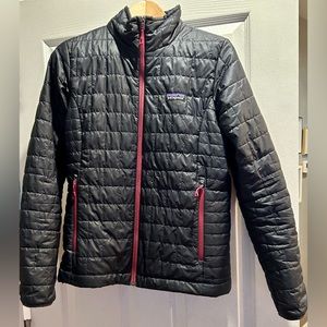Like new Patagonia puff jacket- Navy blue with pink interior